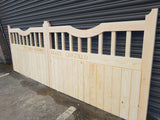 Wooden Garden Gate - Elmhirst Type 1 Driveway Design